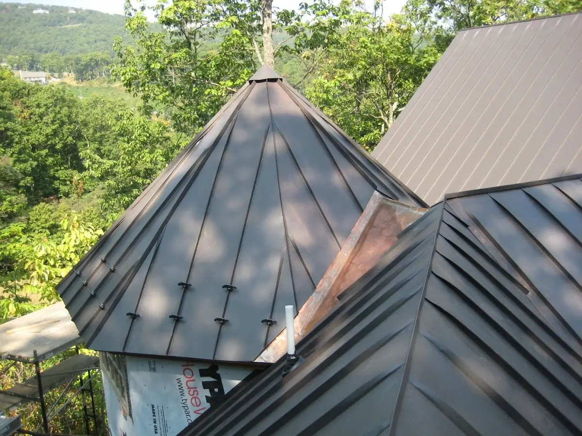 Professional Roof Tarp Installation by Craftsman Roofing in Rosedale